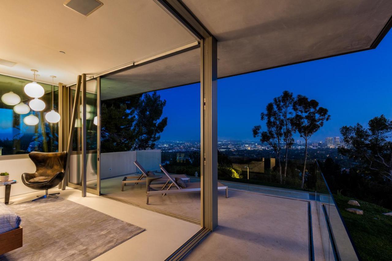 Modern Vue Villa Los Angeles Exterior photo