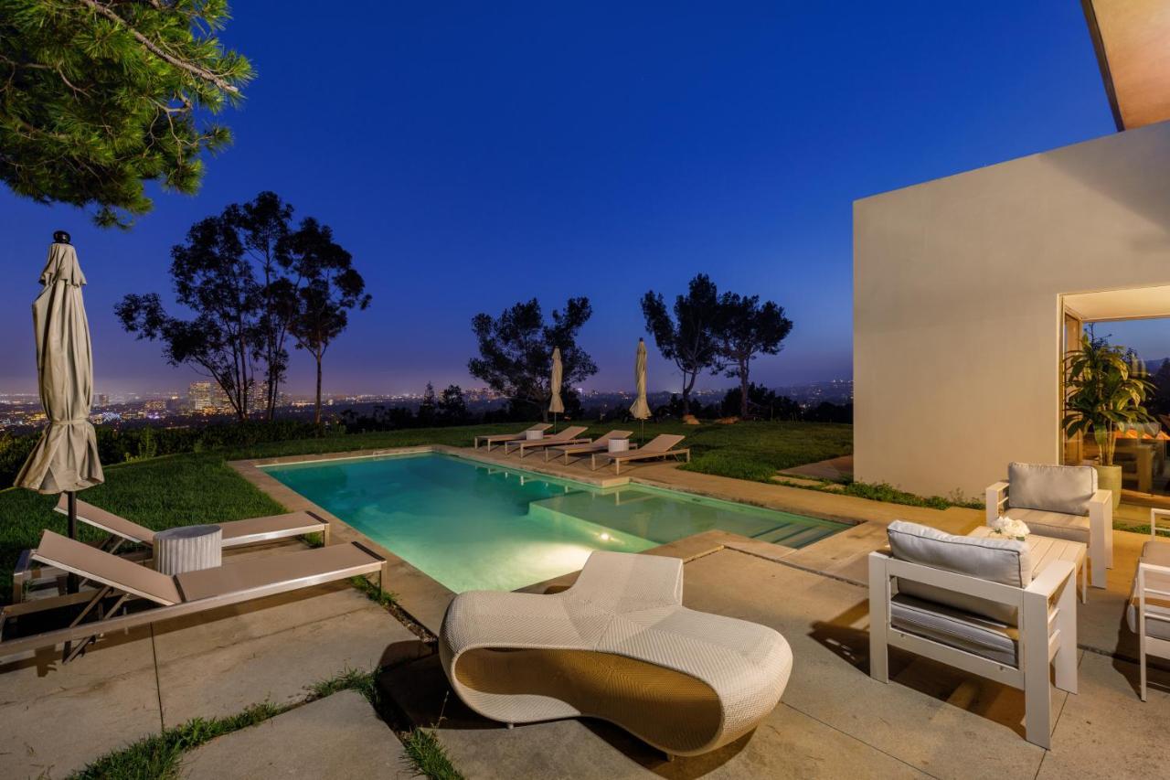 Modern Vue Villa Los Angeles Exterior photo